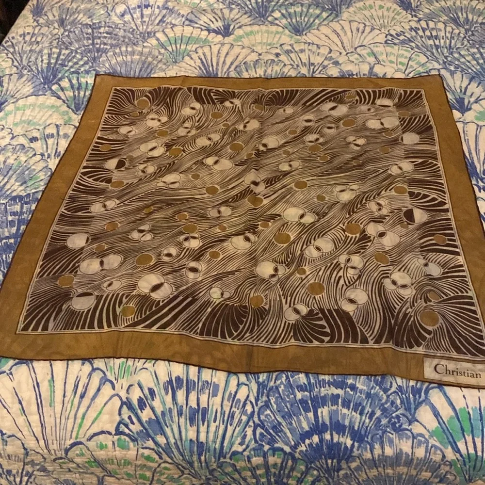 Vintage Christian dior scarf 🧣